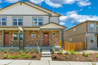 1734 Knobby Pine Dr Unit B, Windsor, CO 80528