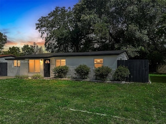 5709 Douglas St, Hollywood, FL 33021