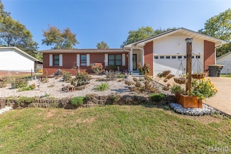 104 S Green St, Doniphan, MO 63935