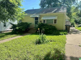3252 Nebraska St, Sioux City, IA 51104