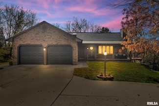 6820 W Pfeiffer Rd, Peoria, IL 61607