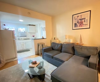 56 Park Vale Ave Unit 10, Boston, MA 02134
