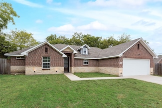 1708 Wright St, Greenville, TX 75401