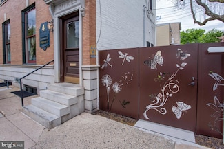 41 Bridge St, Lambertville, NJ 08530