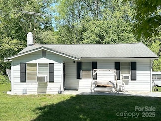 2886 Everhart Ln, Hudson, NC 28638