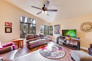 3145 El ku Ave, Escondido, CA 92025