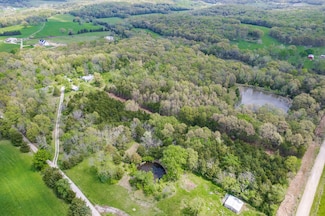 29638 Borghardt Dr, California, MO 65018
