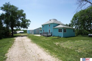 1165 County Road V, Western, NE 68464