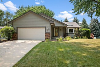 2048 Wenz Ave, Chaska, MN 55318