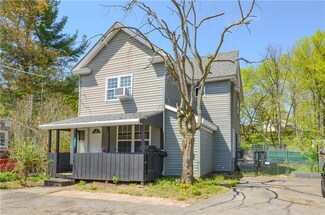 832 Columbus Ave, Stroudsburg, PA 18360