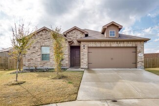 769 Beebrush Dr, Fort Worth, TX 76131
