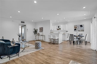 5403 Newcastle Ave Unit 60, Encino, CA 91316