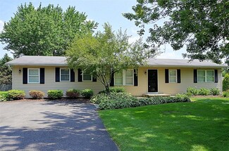 5N675 Cochise Dr, Maple Park, IL 60151