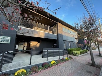 3 S Granville Ave, Margate City, NJ 08402