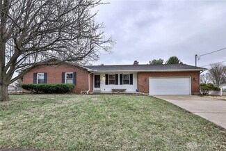 7 Oak Ave, Trenton, OH 45067