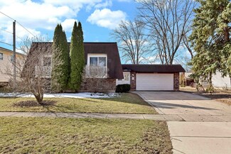 2131 Osage Ln, Hanover Park, IL 60133