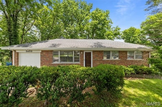 9609 Twincrest Dr, Saint Louis, MO 63126