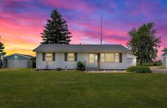 833 N Bell St, Gibson City, IL 60936