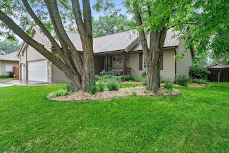 23106 Havelka Ct N, Forest Lake, MN 55025