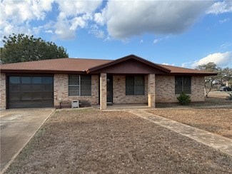 727 Barton, Benavides, TX 78341