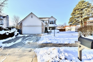 748 Speedway Woods Dr, Indianapolis, IN 46224