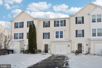 184 S Savanna Dr, Pottstown, PA 19465