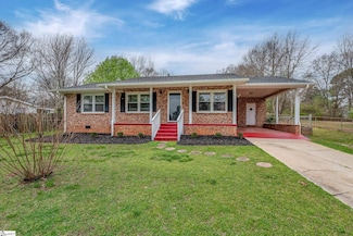 813 Hellams St, Fountain Inn, SC 29644