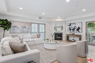 11633 Chenault St Unit 203, Los Angeles, CA 90049