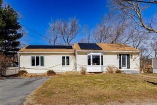 13 Meaders Ln, Salisbury, MA 01952