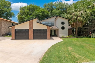 240 Lake Ridge Dr, Seguin, TX 78155