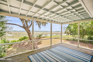 1203 Laudonniere St, Beaufort, SC 29902
