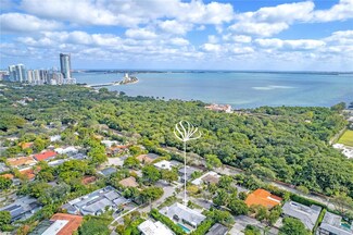 290 Shore Dr E, Miami, FL 33133