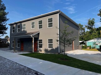 2001 Shady Ave, Fayetteville, AR 72703
