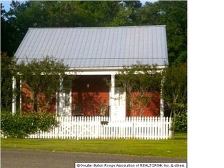 210 Louisiana St, New Roads, LA 70760