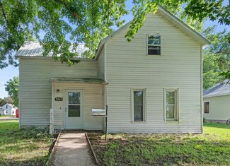628 E Nebraska St, Pierce, NE 68767