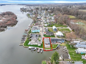 28 Bay View Dr, Buckeye Lake, OH 43008