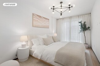350 W 44th St Unit 604, New York, NY 10036