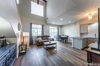 9294 Lone Wolf Cir, Reno, NV 89506