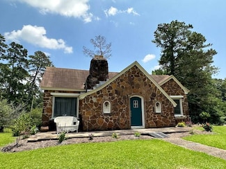 200 Shirley Ave, Winona, MS 38967