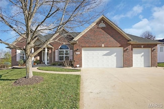 3018 Bear Ridge Dr, Wentzville, MO 63385