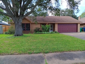 2829 Rimfire Dr, Angleton, TX 77515