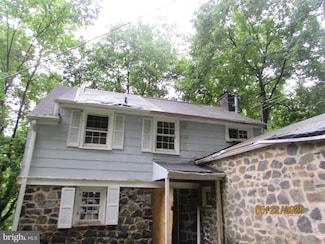 2502 Parkview Ave, Baltimore, MD 21207