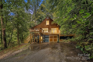 1035 Kilpatrick Rd, Hendersonville, NC 28739