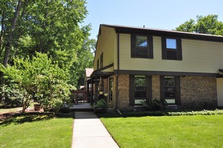 3656 Brentwood St, Norton Shores, MI 49441