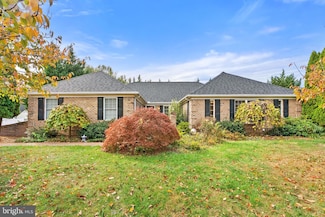 212 Fairfield Dr, Winchester, VA 22602