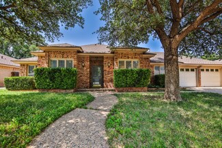 5328 84th St, Lubbock, TX 79424