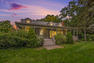 15364 Leonard Rd, Spring Lake, MI 49456