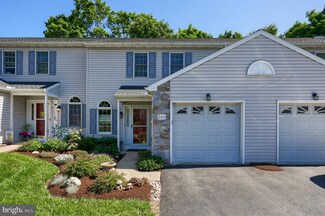 205 Topland Dr, Lancaster, PA 17601