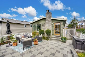 19501 26th Ave NW, Shoreline, WA 98177
