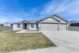 6150 W 30th Place, Kennewick, WA 99337